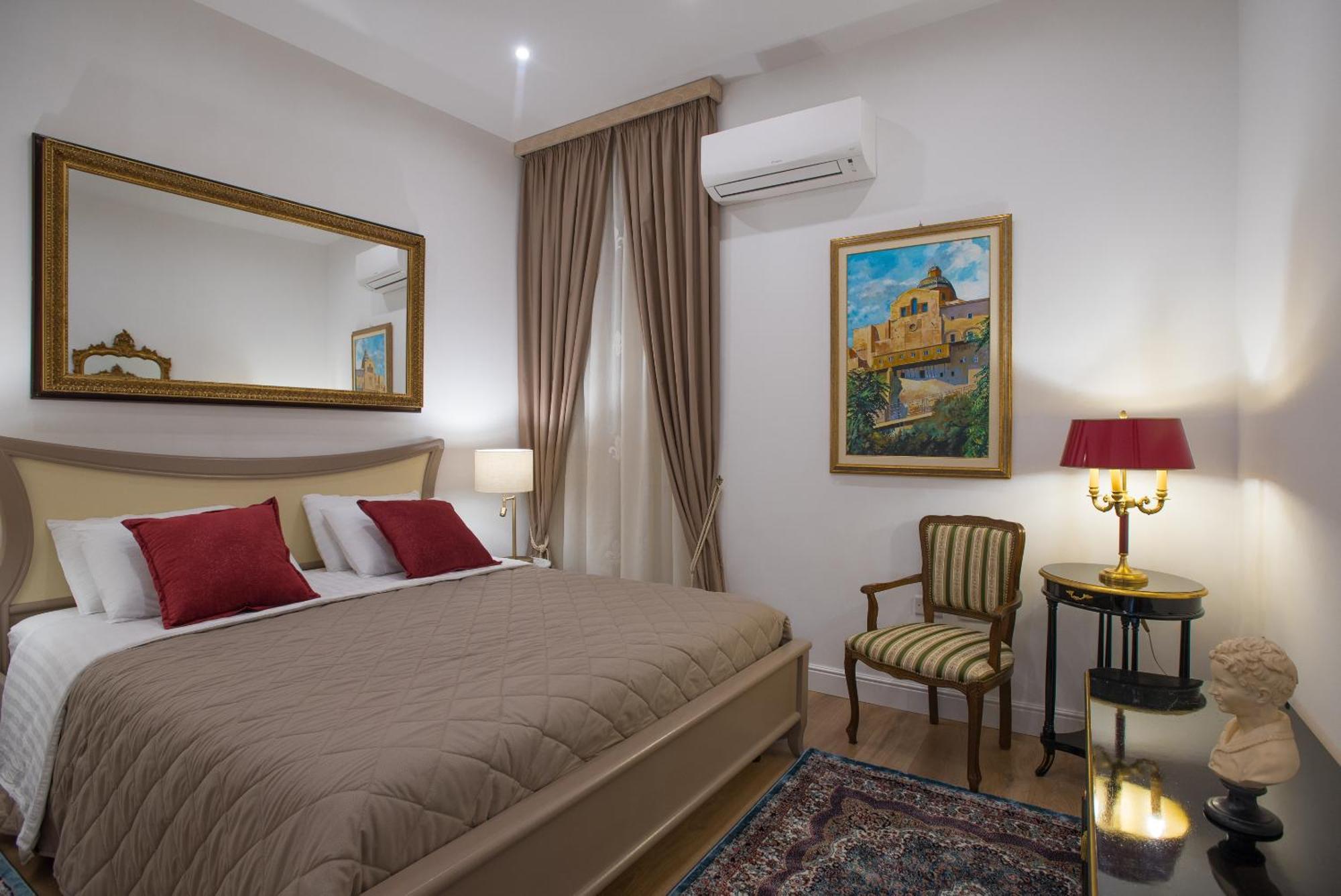 Apartment In The City Centre - Free Parking Cagliari Exterior foto